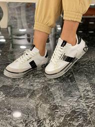 Sneakers Women's
