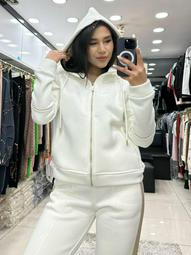 sport suits