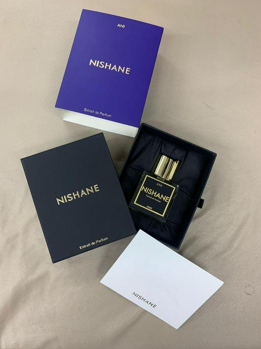 Perfumy 1543029