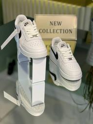 Sneakers Women's
