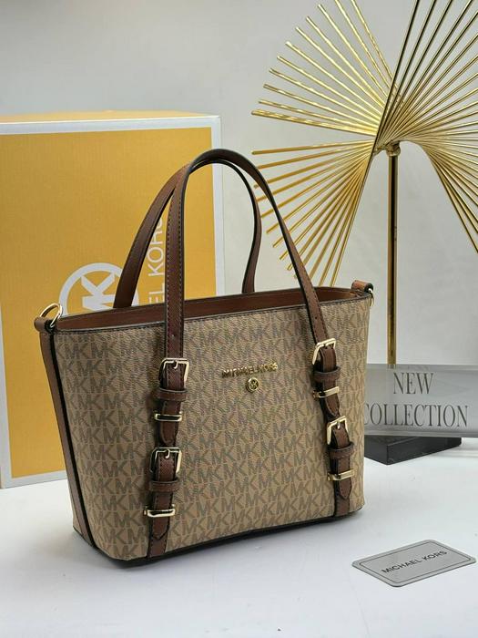 Michael Kors product 1557115