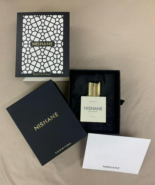 Perfumy 1543027