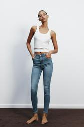 TRF SCULPT HIGH-WAIST JEANS