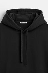 BASIC HOODIE