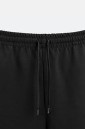 INTERLOCK TEXTURED BERMUDA SHORTS