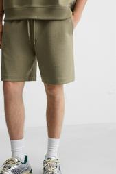 INTERLOCK TEXTURED BERMUDA SHORTS