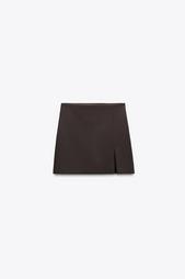 SKORT WITH SLIT AT THE HEM