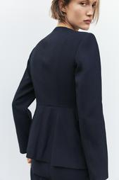 FITTED ROUND NECK BLAZER