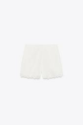 BERMUDA SHORTS WITH CUTWORK EMBROIDERY