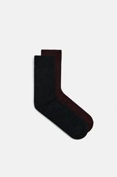 2-PACK OF TEXTURED SOCKS