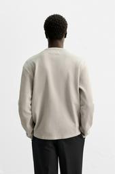 T-SHIRT IN CHECK TEXTURE