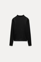 TURTLENECK T-SHIRT