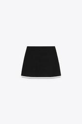 CONTRAST TRIM MINI SKIRT