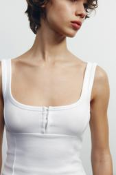 STRAPPY TOP WITH CLASPS