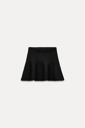 SHORT FLARED SKIRT