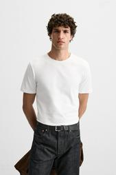 BASIC SLIM FIT T-SHIRT