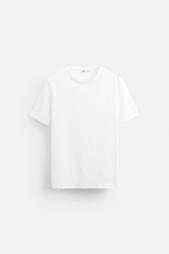 BASIC SLIM FIT T-SHIRT