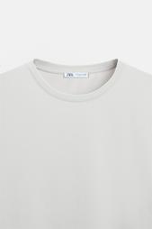 BASIC SLIM FIT T-SHIRT