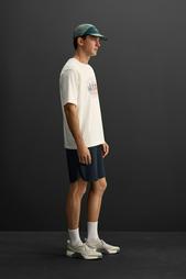 CONTRAST PRINTED T-SHIRT