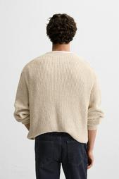 BOUCLÉ TEXTURE SWEATER