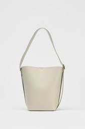 MAXI BUCKET BAG