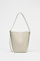 MAXI BUCKET BAG