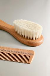 DUCKLING BRUSH AND COMB SET